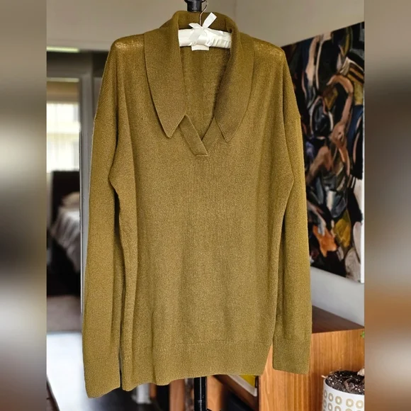 KHAITE Elsia Oversize Cashmere Polo Sweater - Picture 2 of 10